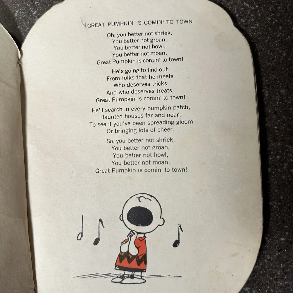 Peanuts Halloween Lot – 2011 Trick or Treat Tin + Vintage Pumpkin Carols Book
